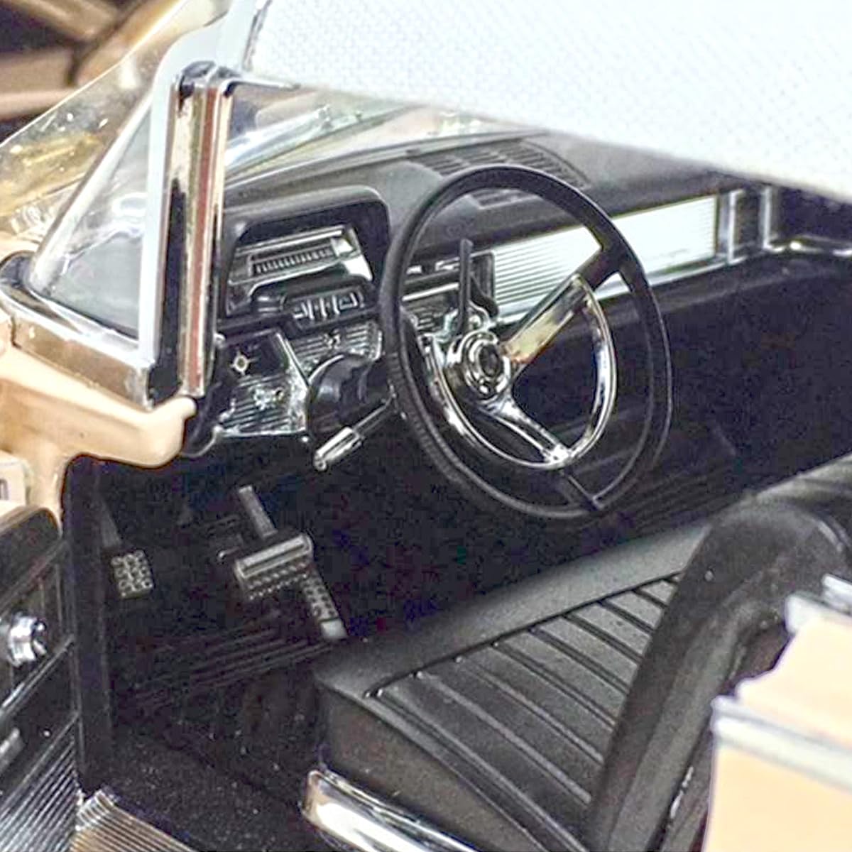 Amazon | ミニカー アメ車 1/18 マーキュリー パークレーン SUN-STAR 1